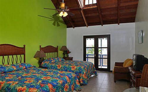 Nanny Cay Hotel Road Town  Buitenkant foto